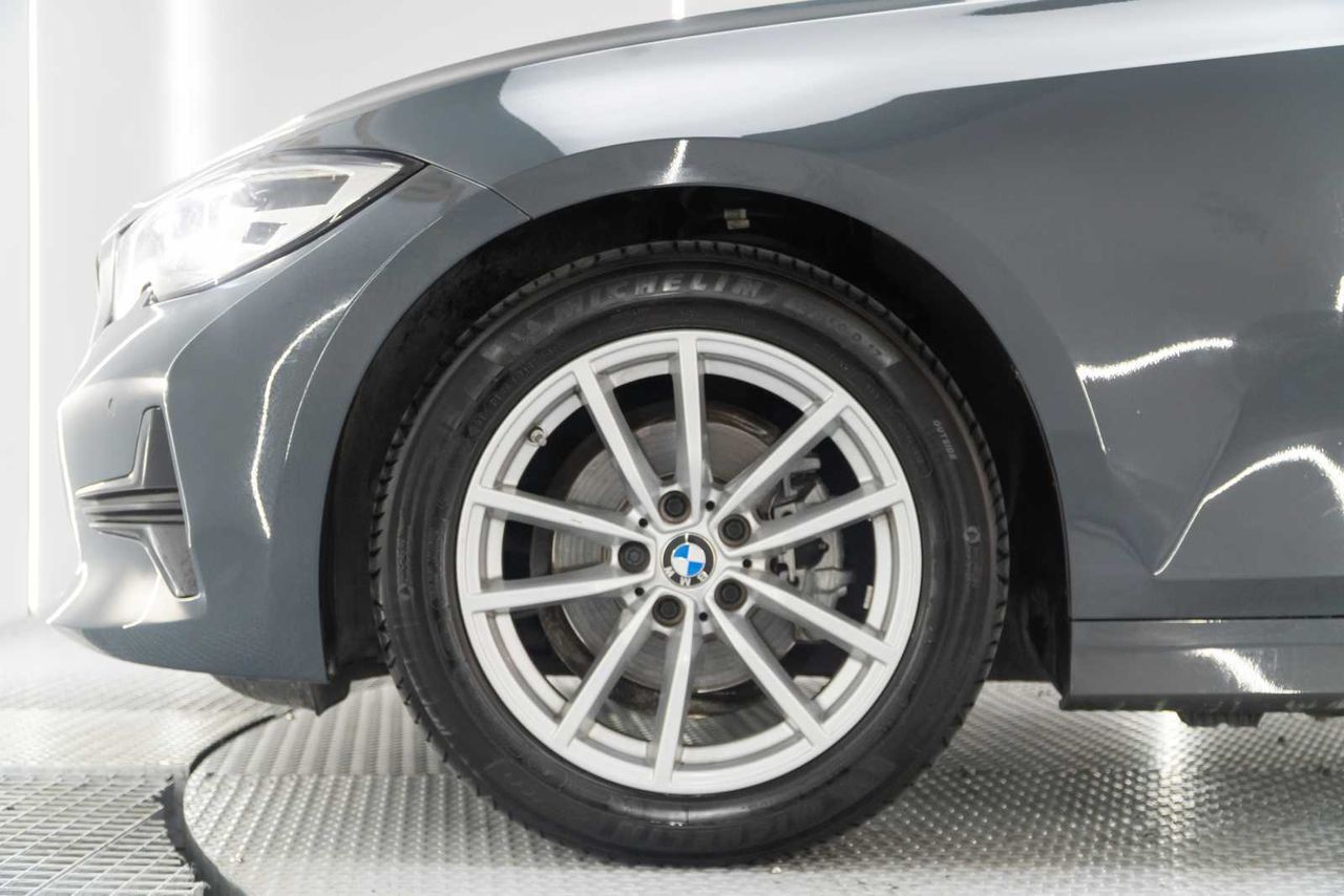 BMW Serie 3 318d Auto.  - Foto 24
