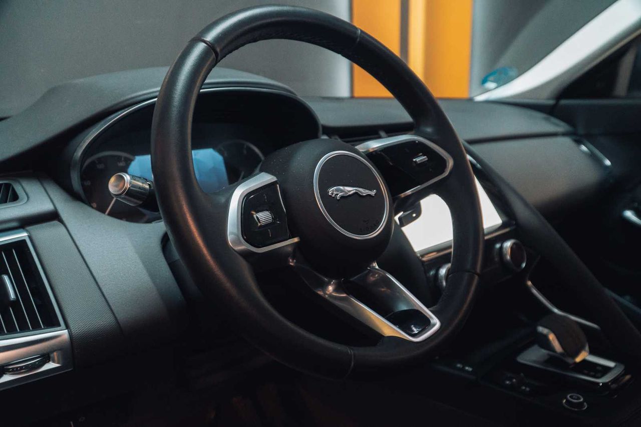 Jaguar E-Pace 2.0D 120kW 4WD Auto  - Foto 14