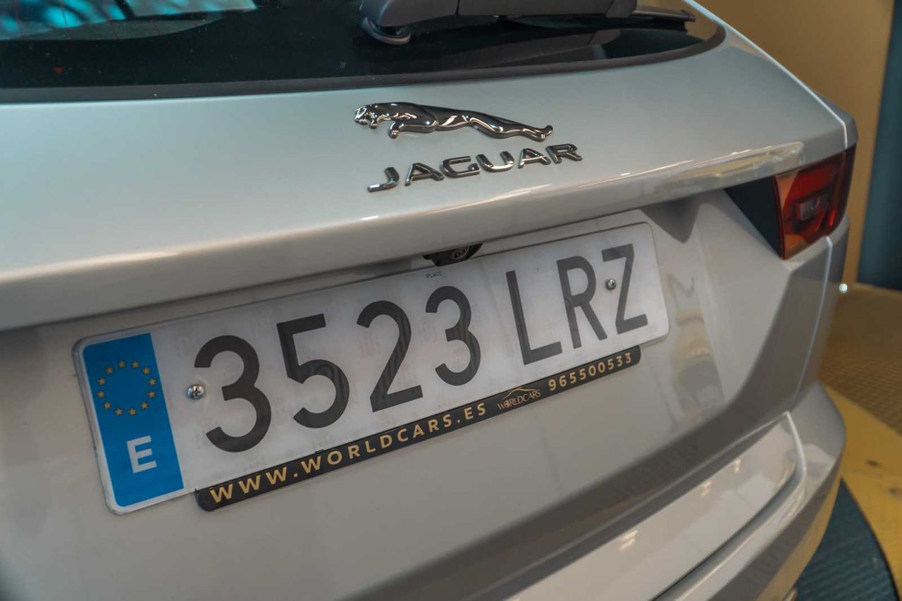 Jaguar E-Pace 2.0D 120kW 4WD Auto  - Foto 11