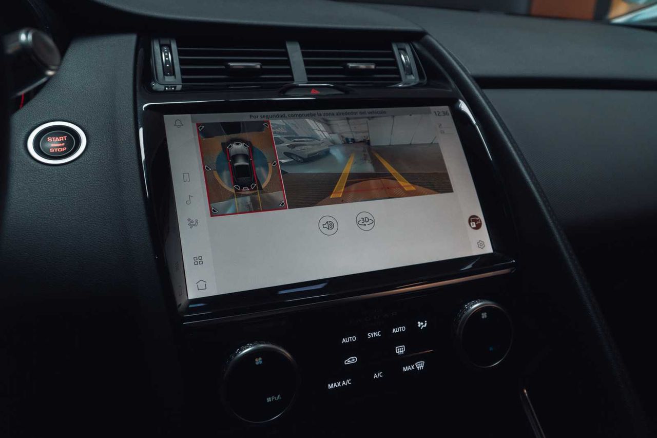Jaguar E-Pace 2.0D 120kW 4WD Auto  - Foto 23