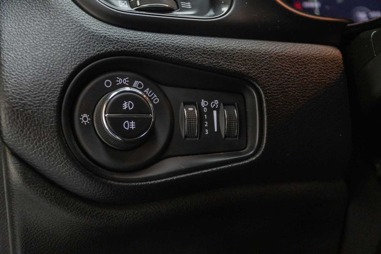 Jeep Renegade Limited 1.3 PHEV 140kW (190CV) AT AWD  - Foto 18