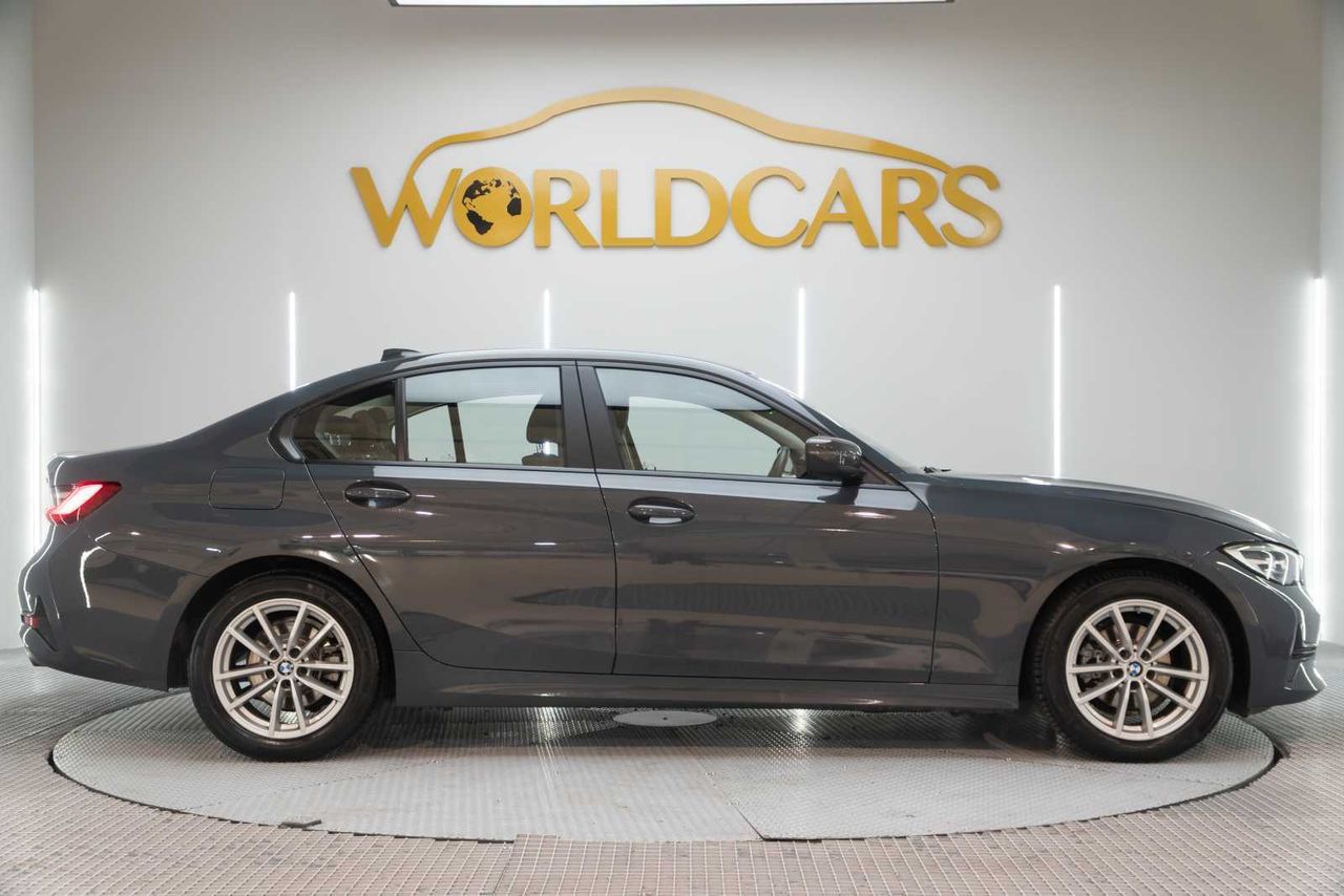 BMW Serie 3 318d Auto.  - Foto 5