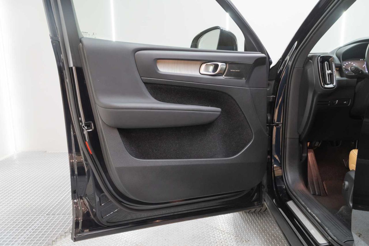 Volvo XC40 2.0 D3 Inscription Auto  - Foto 16