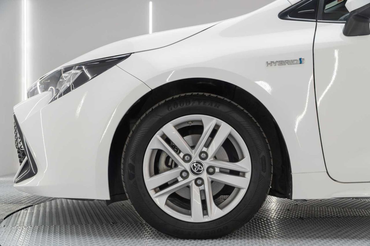 Toyota Corolla 1.8 125H ACTIVE TECH E-CVT SEDAN  - Foto 24