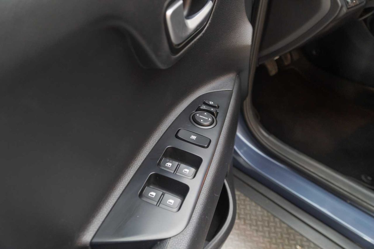 Kia Stonic 1.6 CRDi VGT 81kW (110CV) Drive Eco-Dyn  - Foto 16