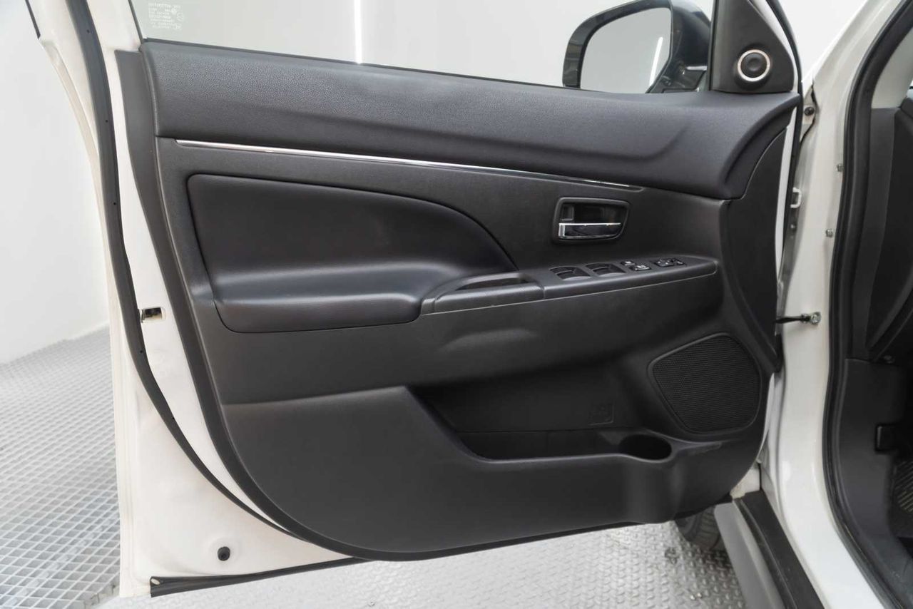 Mitsubishi ASX 220 DI-D Kaiteki Auto 4WD  - Foto 19