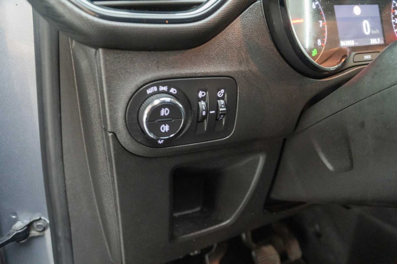 Opel CrossLand    - Foto 15