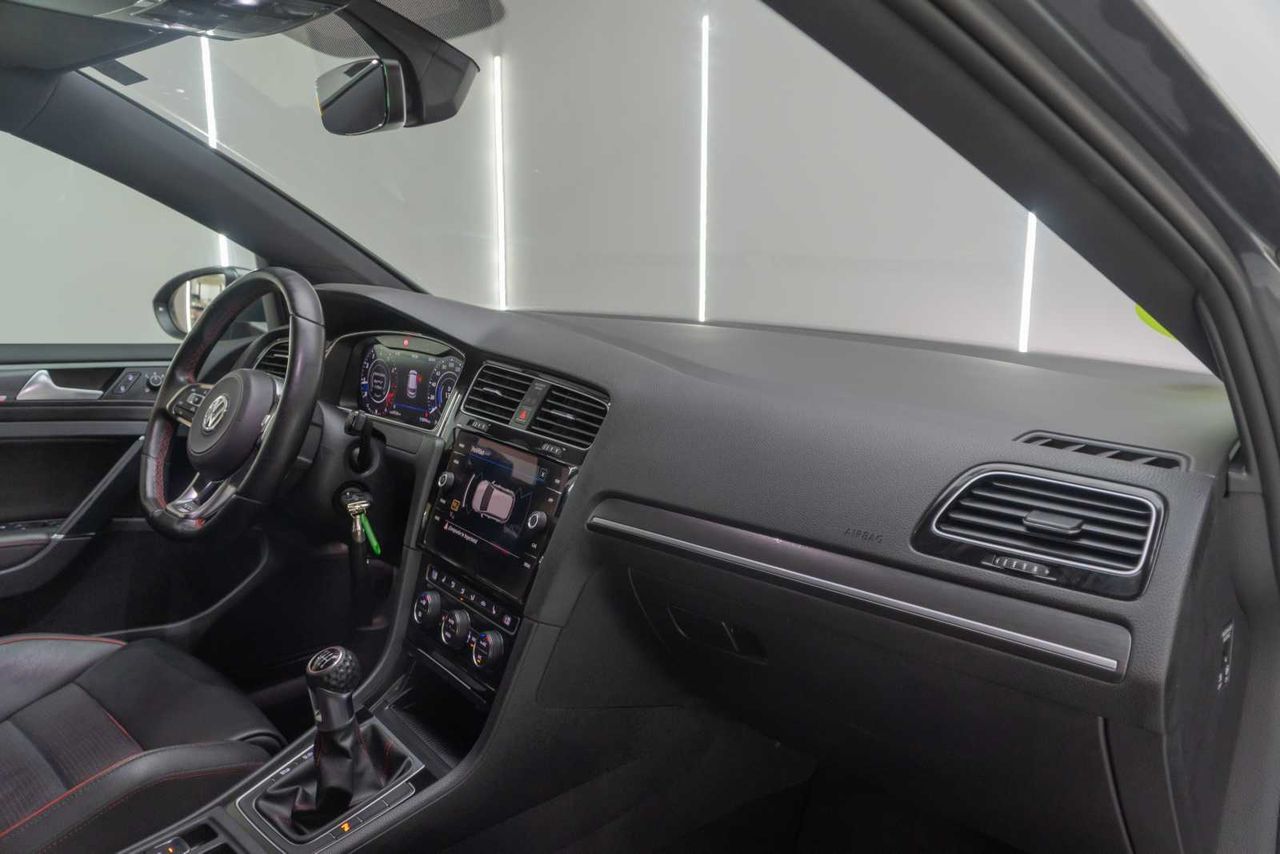 Volkswagen Golf   gti  - Foto 23