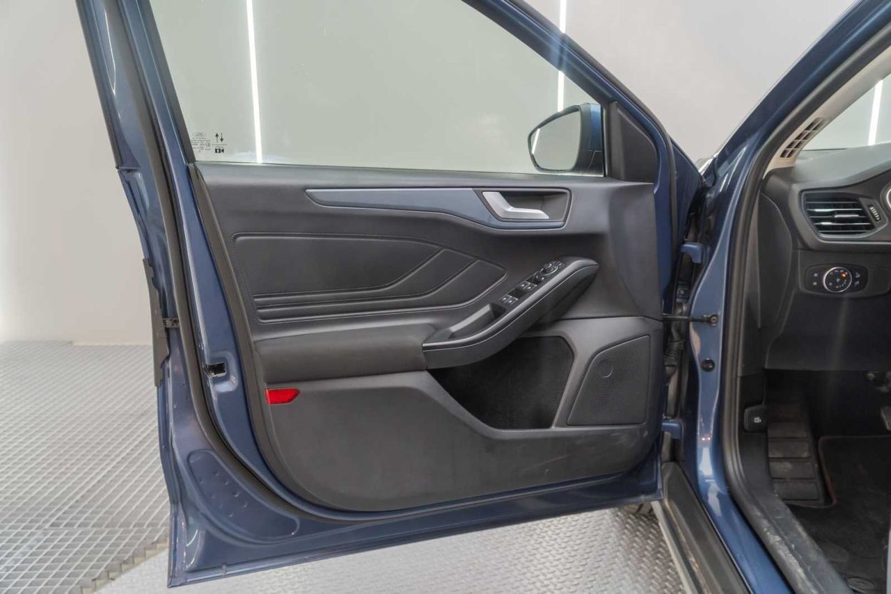 Ford Focus  1.0 ecoboost hybrid active  - Foto 17