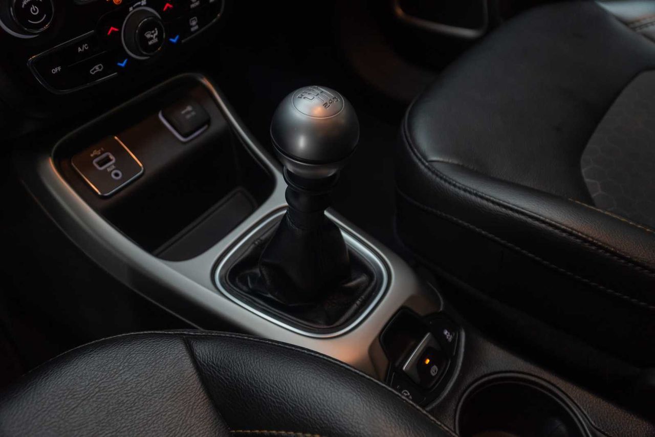 Jeep Compass 1.4 Mair 103kW Night Eagle 4x2  - Foto 16