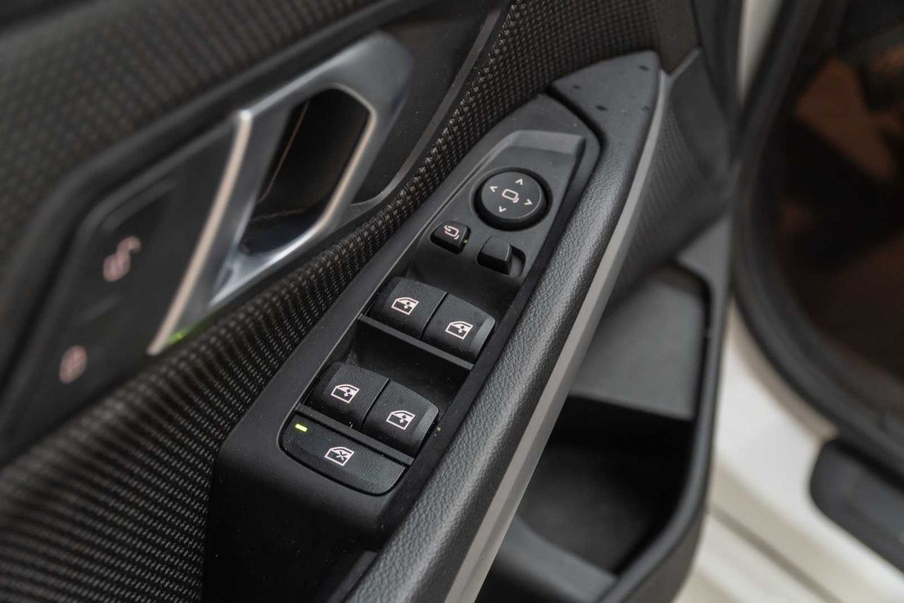 BMW Serie 3 318d Auto. - Foto 16