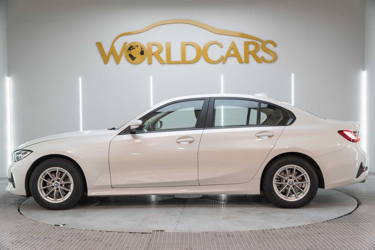 BMW Serie 3 318d Auto. - Foto 9