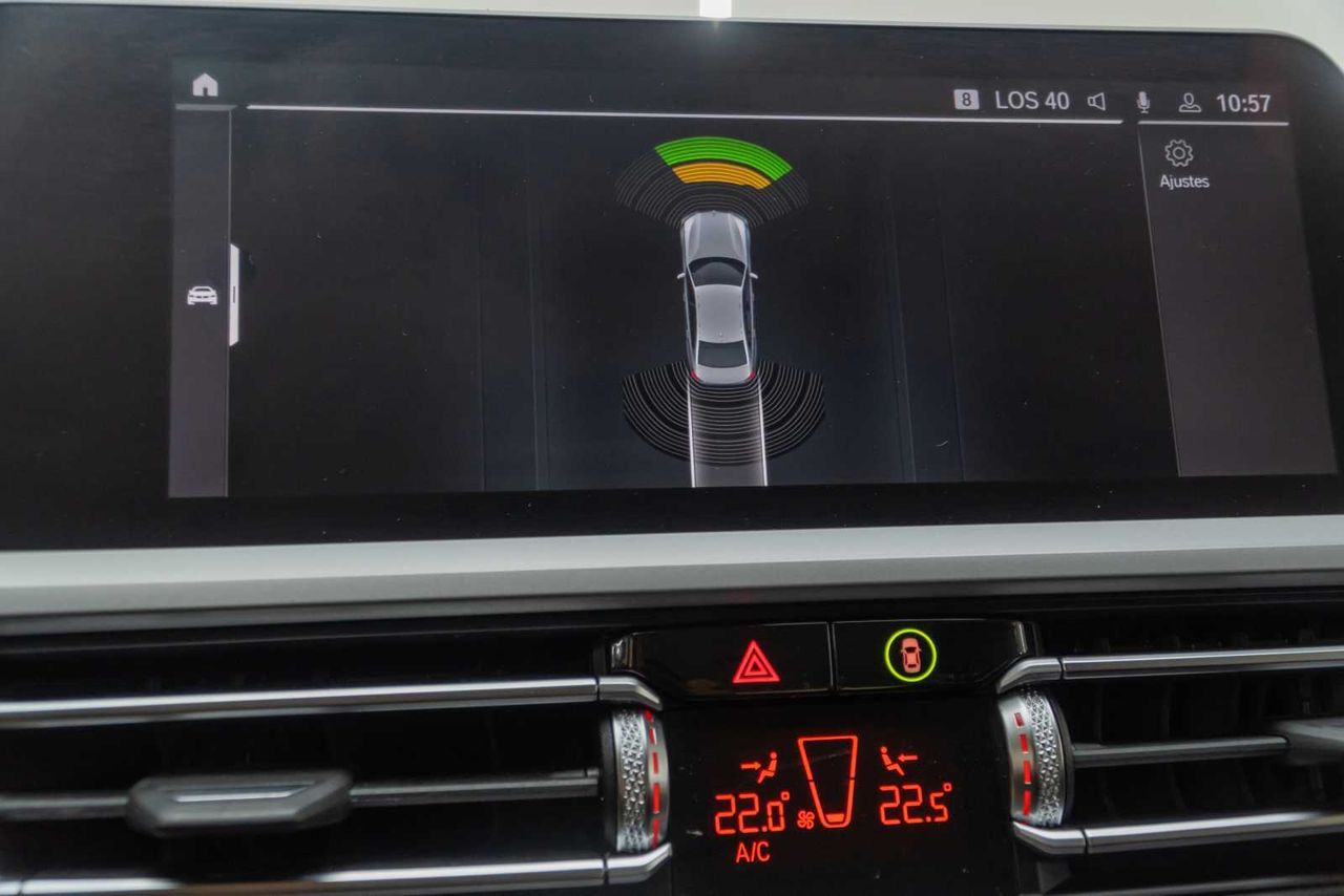 BMW Serie 3 318d Auto. - Foto 13