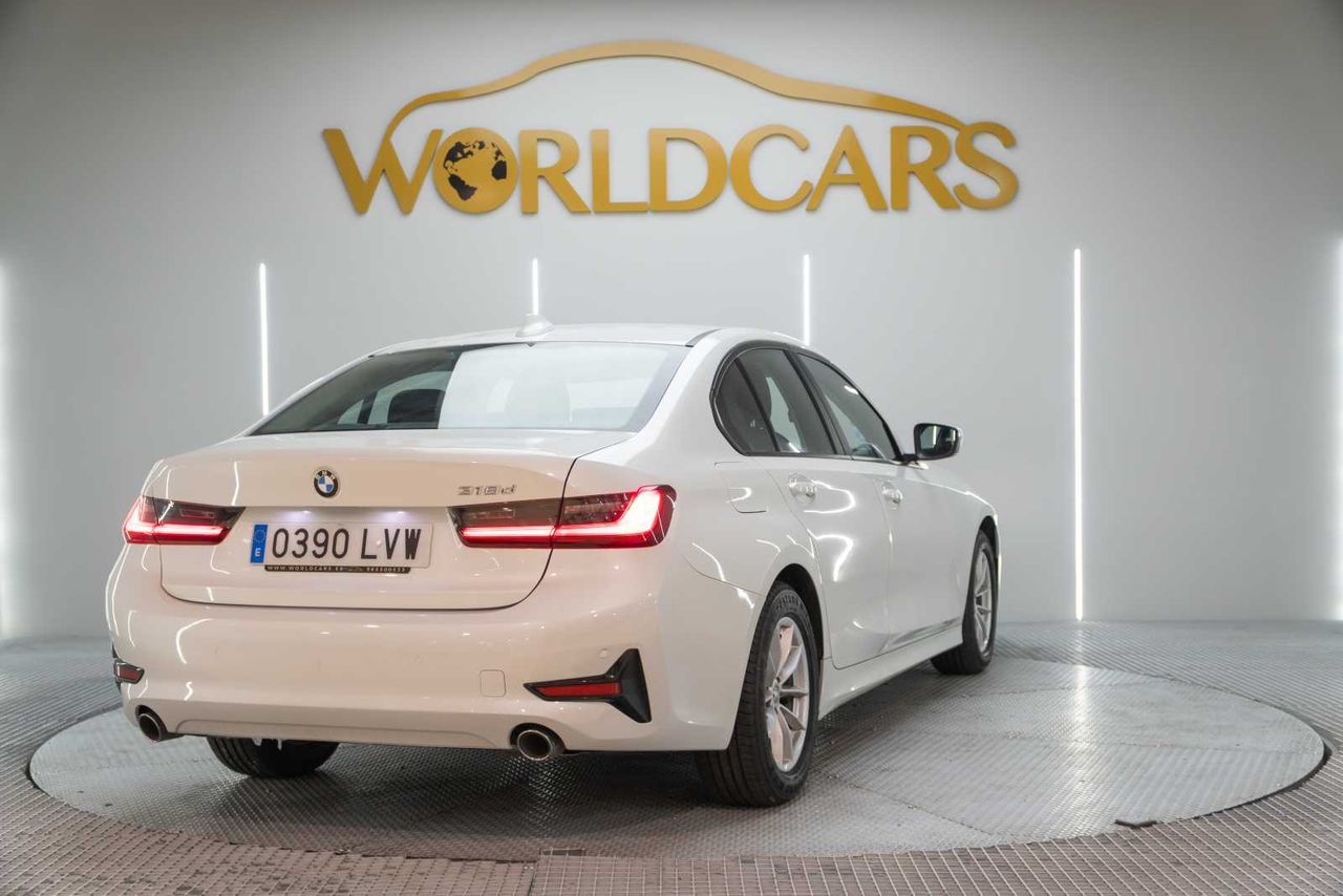 BMW Serie 3 318d Auto. - Foto 6