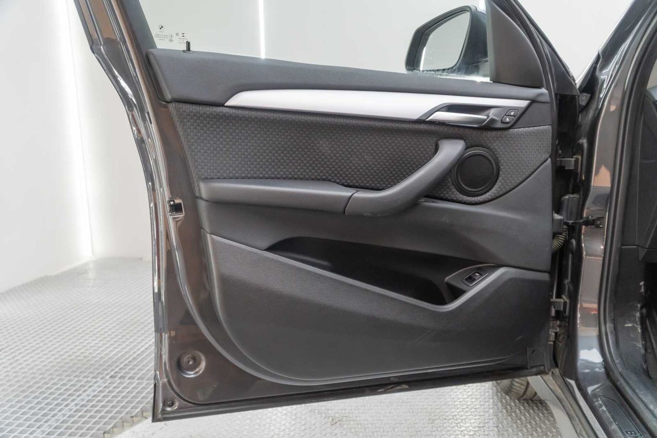 BMW X1 sDrive18d - Foto 19