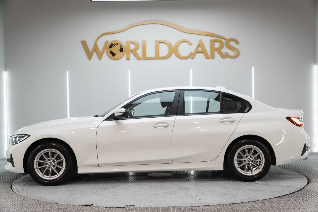 BMW Serie 3 318d Auto. - Foto 9
