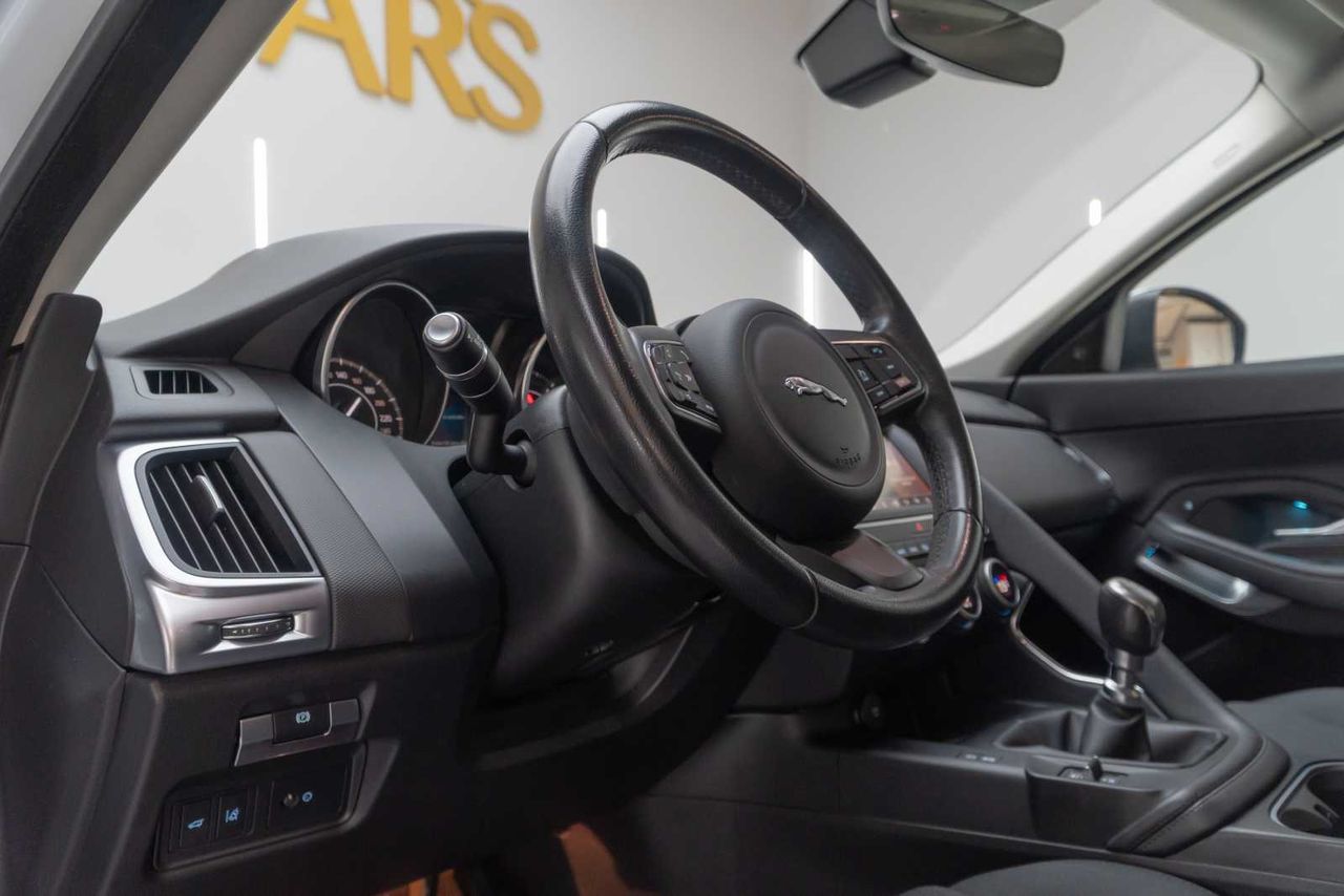 Jaguar E-Pace 2.0D 132kW 4WD - Foto 12