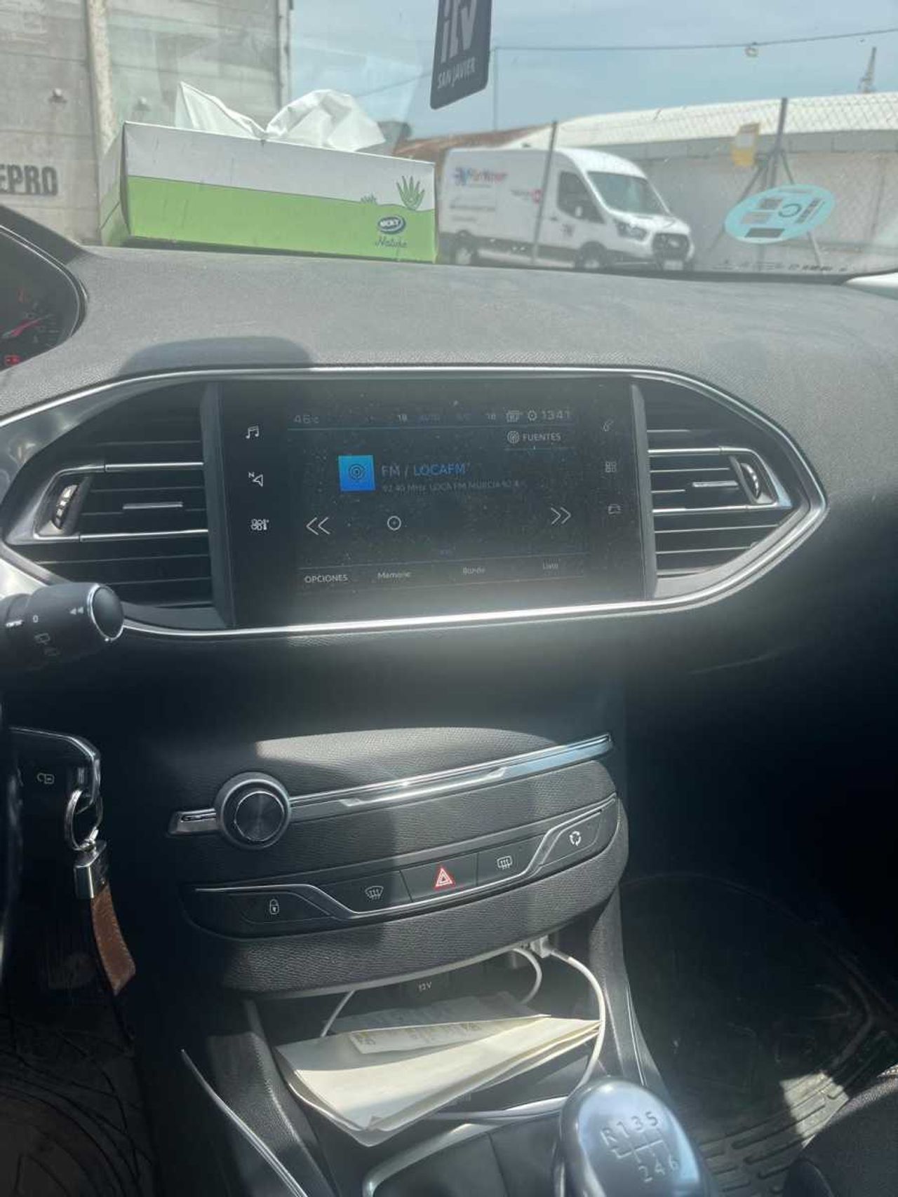 Peugeot 308 SW Allure 1.5 BlueHDi 96KW (130CV)  - Foto 6