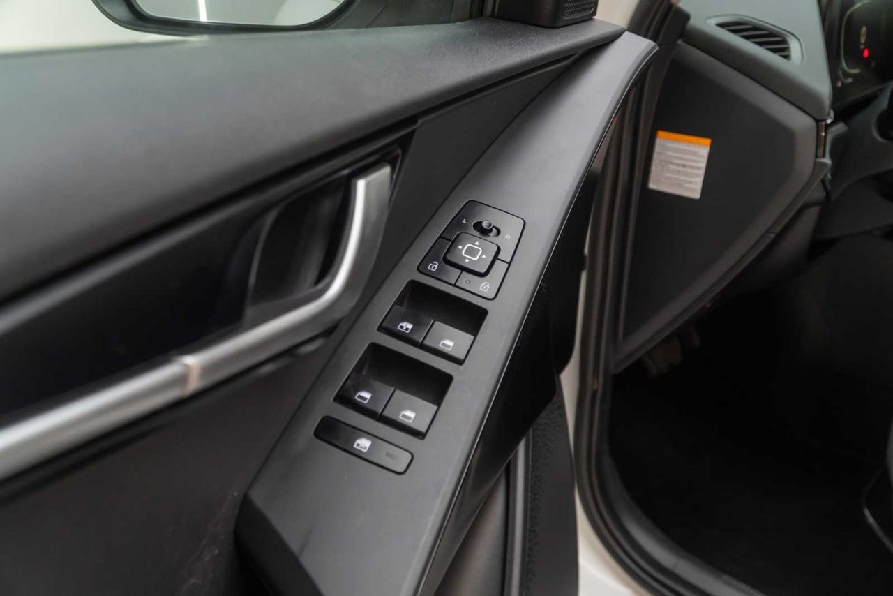 Kia Niro 1.6 GDi PHEV 104kW (141CV) Concept - Foto 16