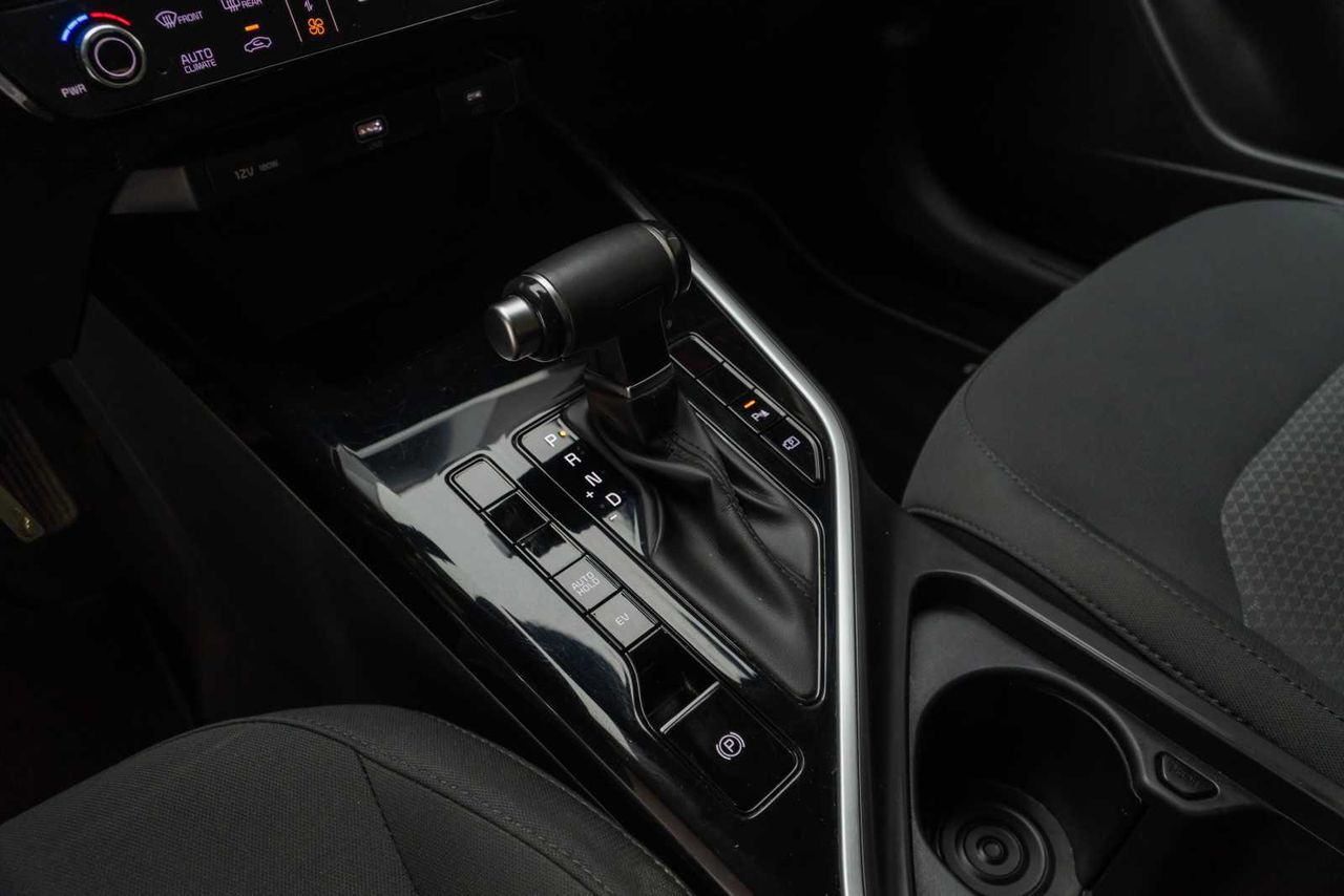 Kia Niro 1.6 GDi PHEV 104kW (141CV) Concept - Foto 15