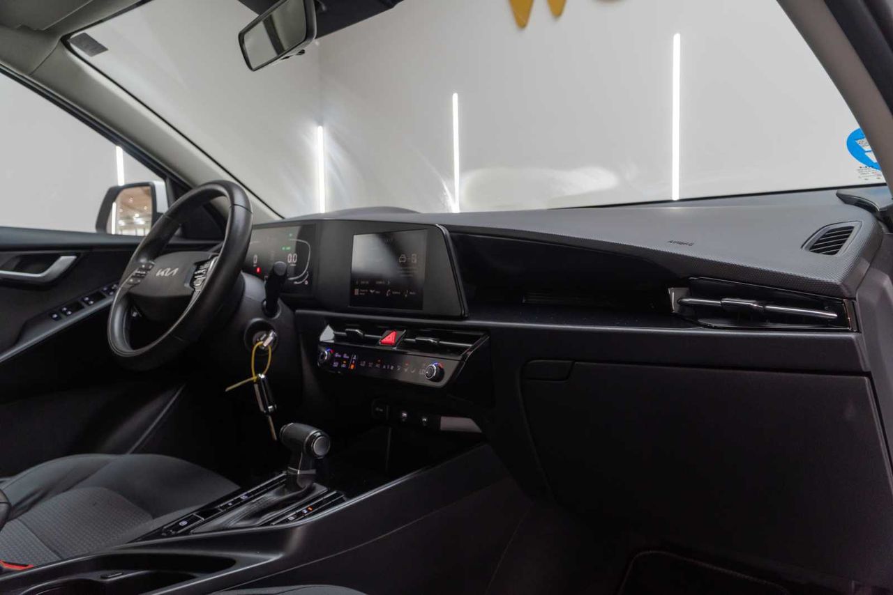 Kia Niro 1.6 GDi PHEV 104kW (141CV) Concept - Foto 22
