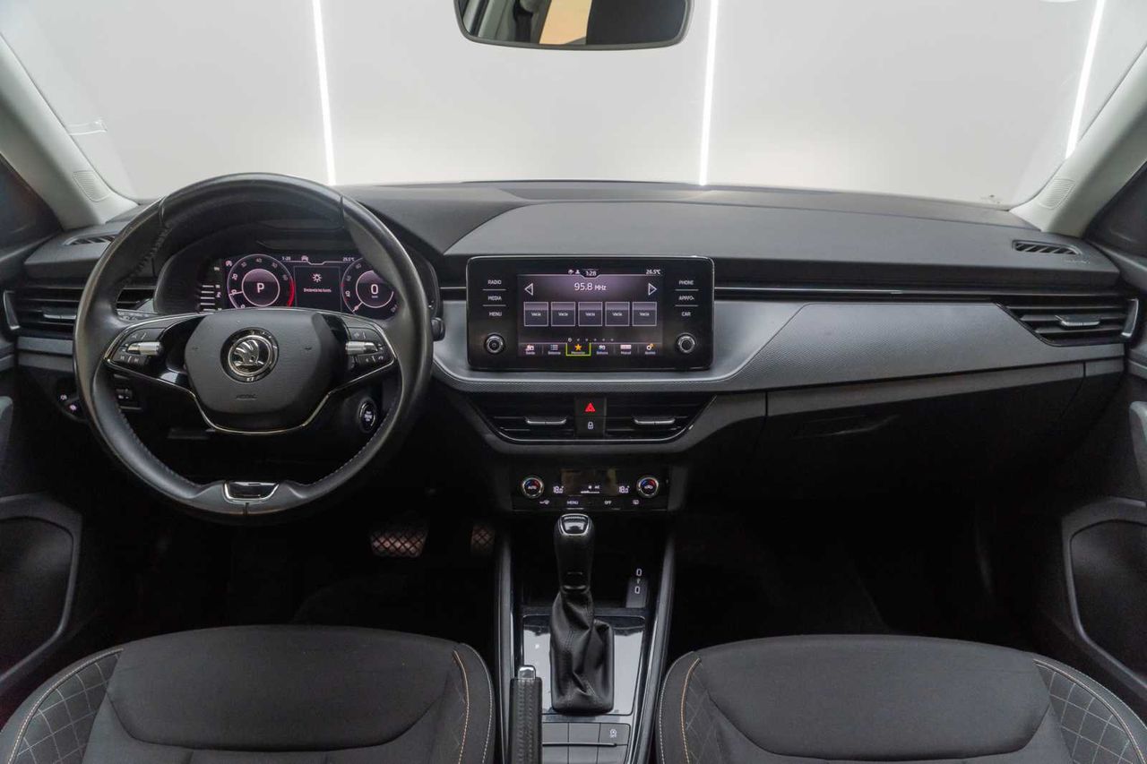 Skoda Kamiq 1.0 TSI 81kW (110CV) DSG Ambition  - Foto 21