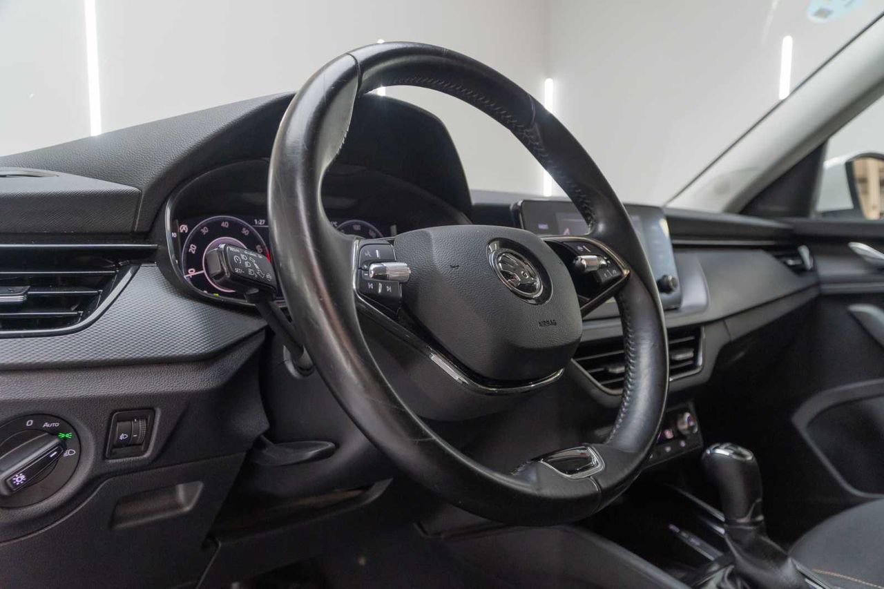 Skoda Kamiq 1.0 TSI 81kW (110CV) DSG Ambition  - Foto 12