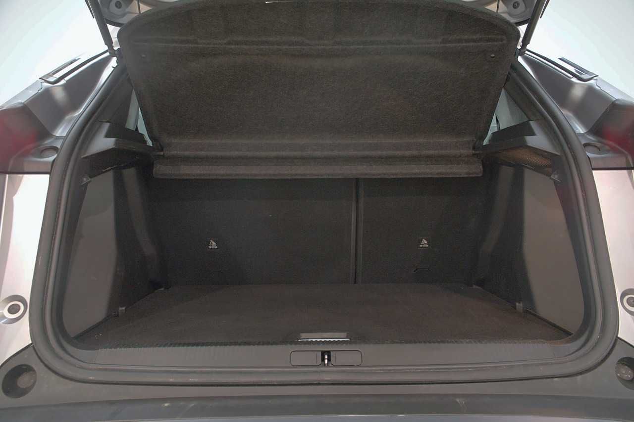 Peugeot 2008 Allure Puretech 130 S&S EAT8  - Foto 16