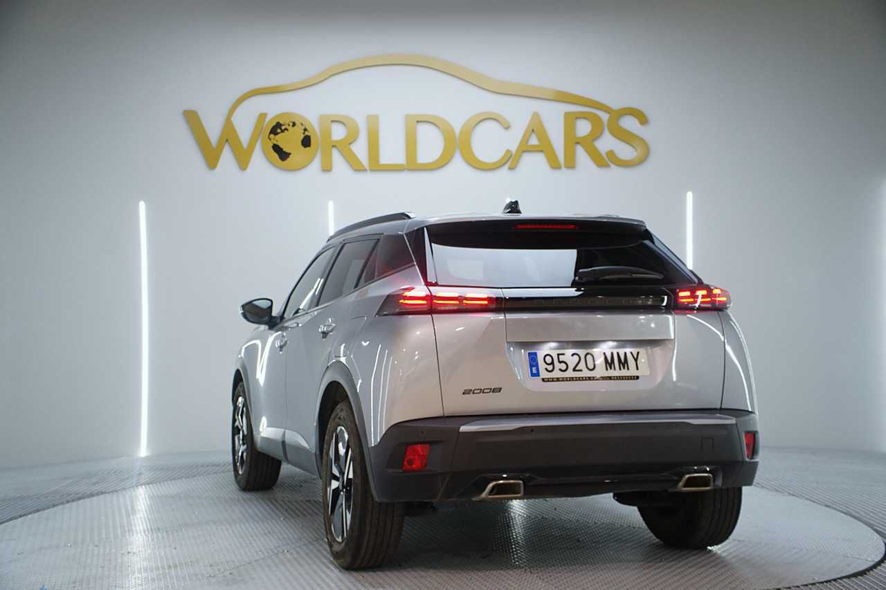 Peugeot 2008 Allure Puretech 130 S&S EAT8  - Foto 9