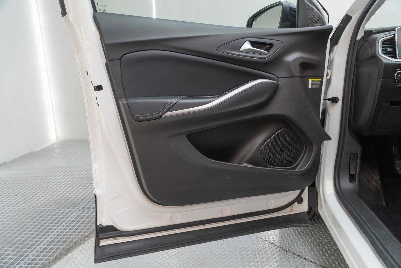 Opel Grandland 1.2T XHT MT6 S/S GS  - Foto 18