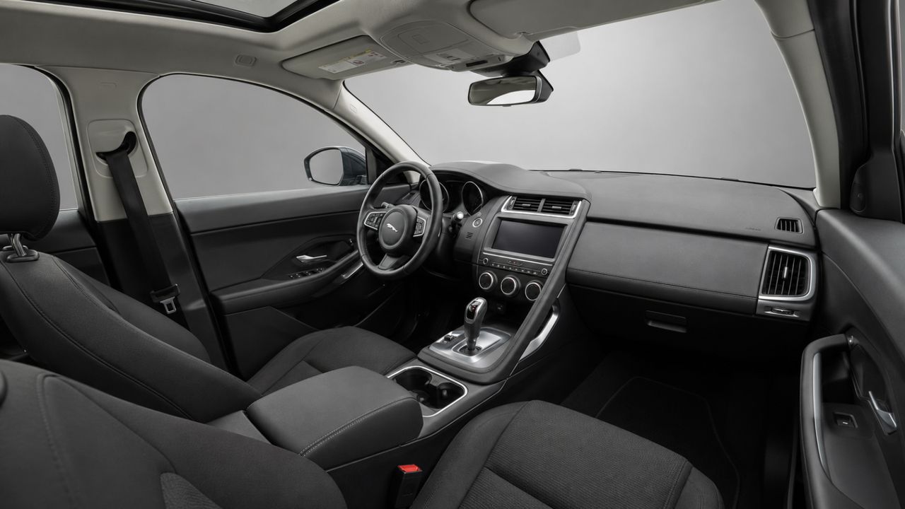 Jaguar E-Pace 2.0D 110kW 4WD Auto  - Foto 4