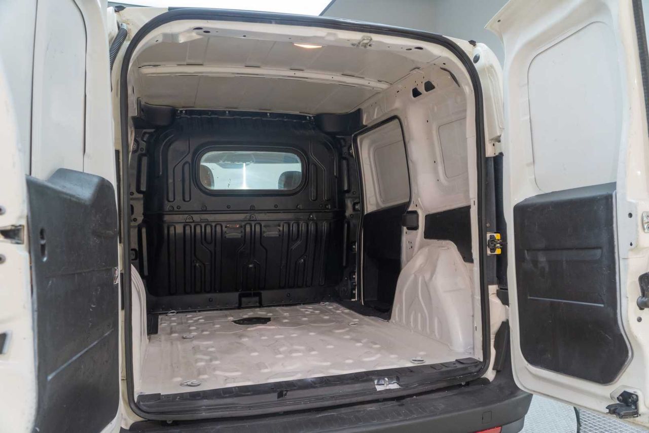 Fiat Doblò  cargo sx 1.3 mjet 70 kw (95  - Foto 11