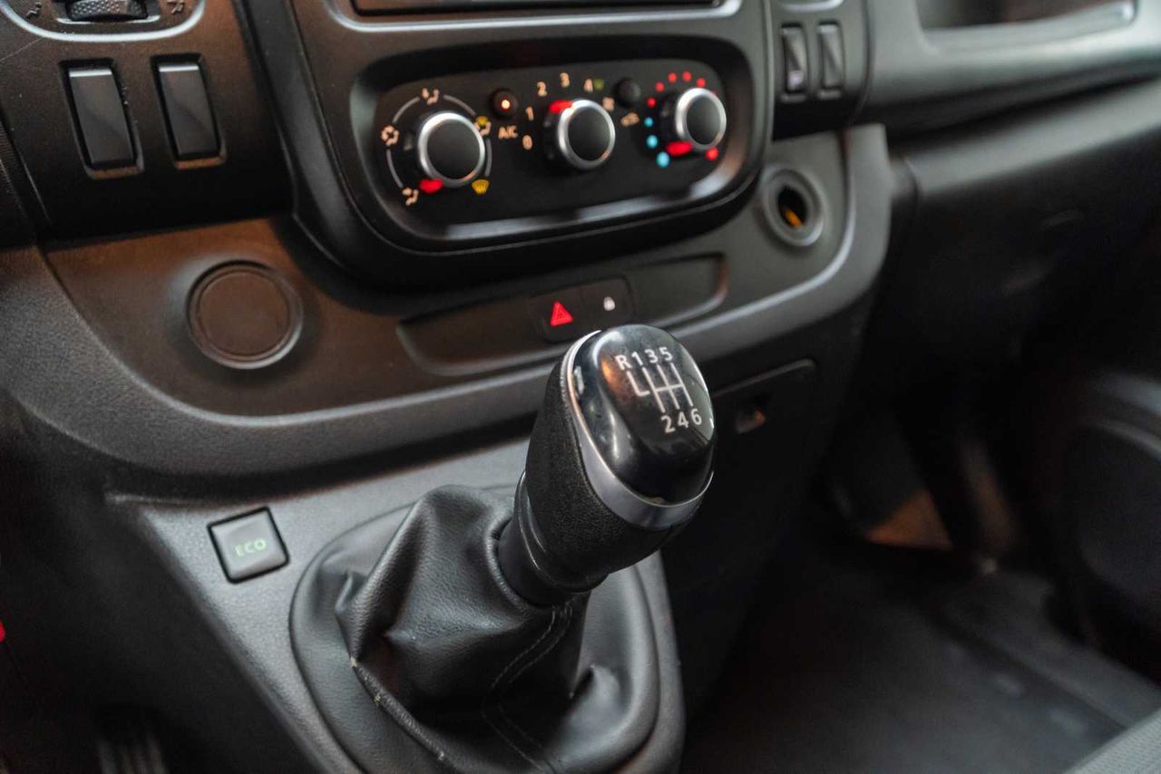 Nissan NV300   120  - Foto 15