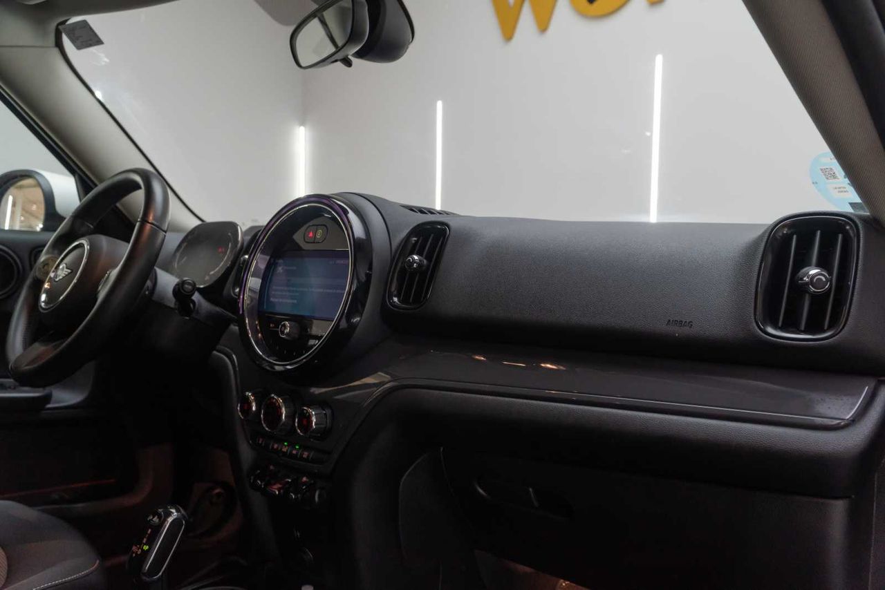 MINI Countryman Cooper D  - Foto 23