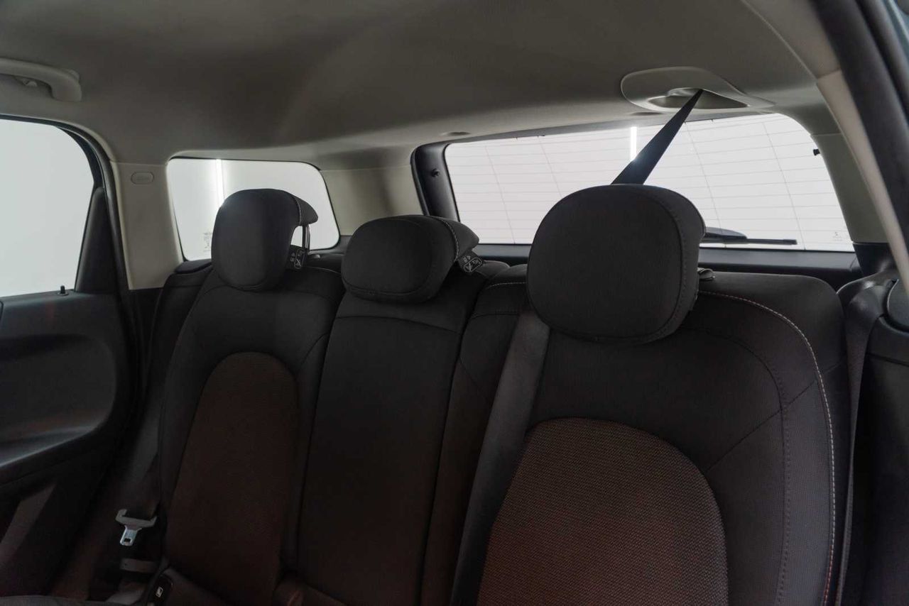 MINI Countryman Cooper D  - Foto 19