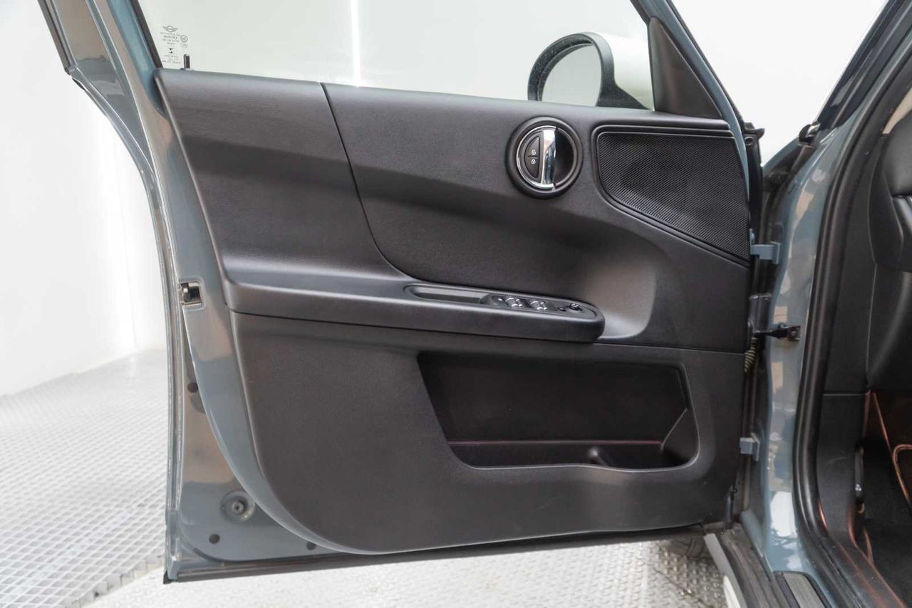 MINI Countryman Cooper D  - Foto 17
