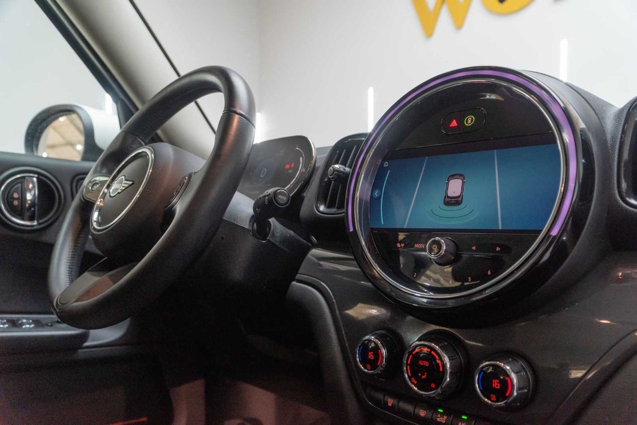 MINI Countryman Cooper D  - Foto 22
