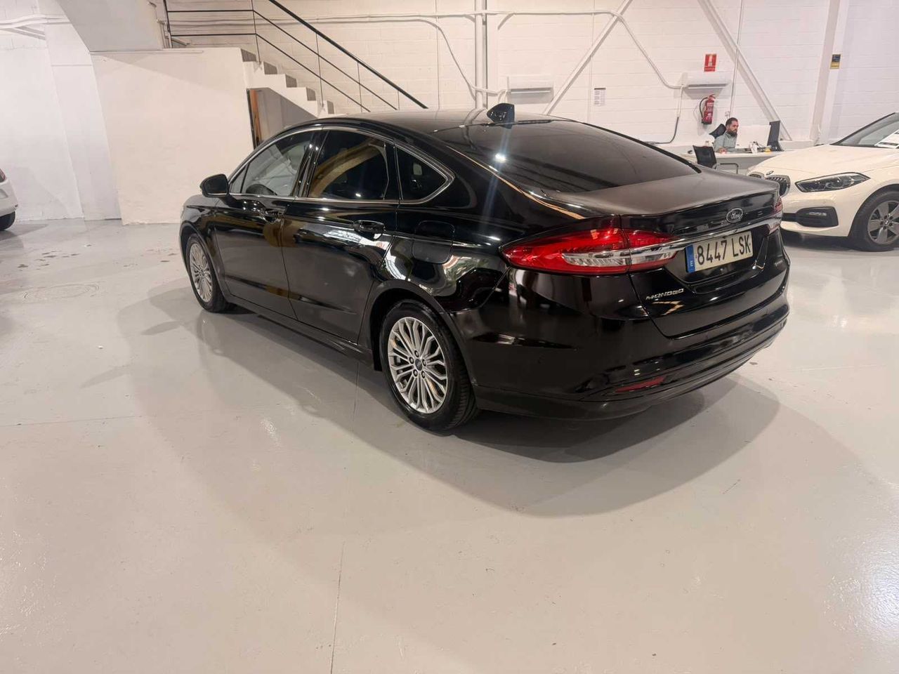 Ford Mondeo 2.0 Híbrido 138kW/187CV Titanium HEV AT - Foto 4