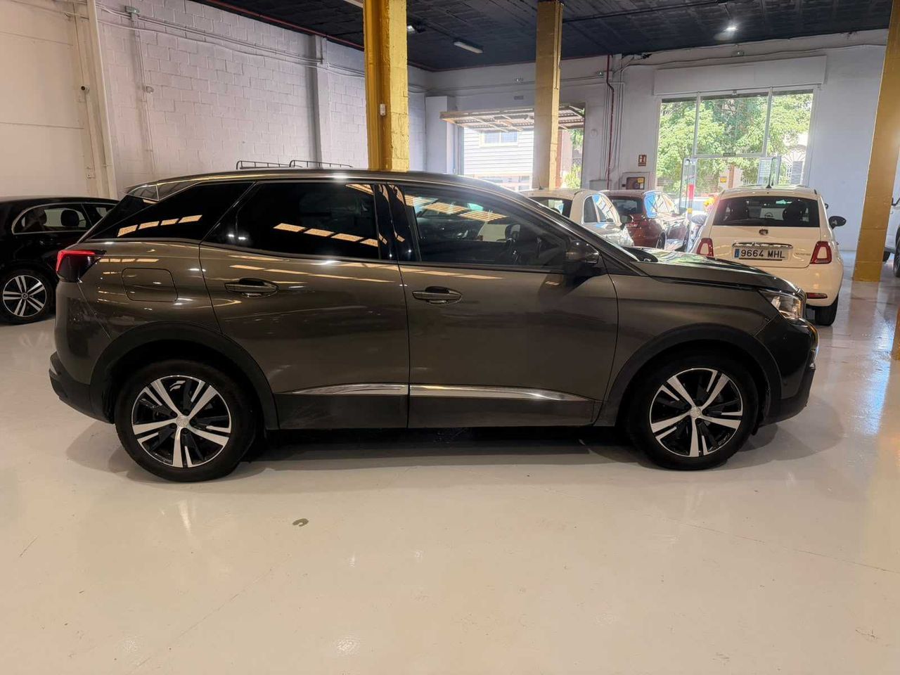 Peugeot 3008 1.2 PURETECH 96KW (130CV) ALLURE EAT8  - Foto 5