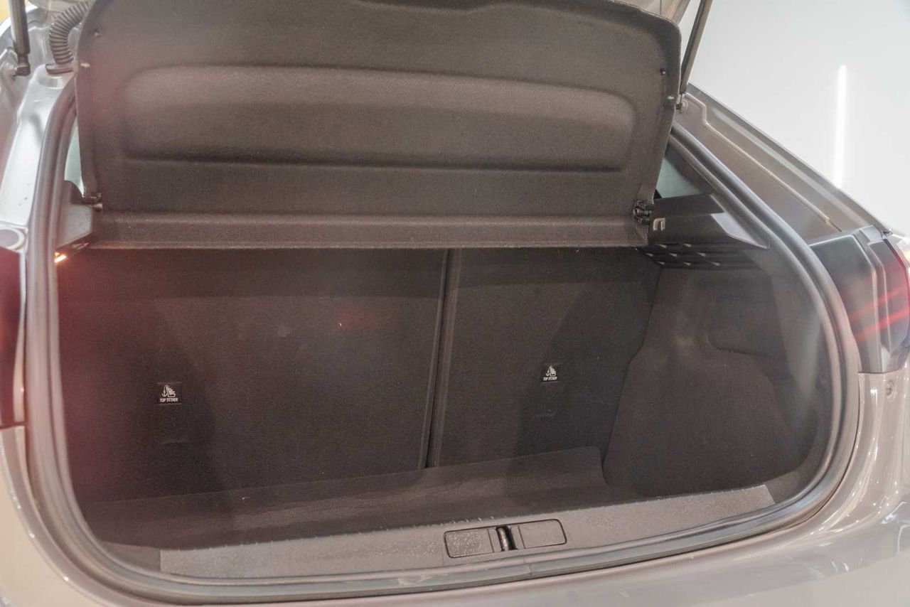 Peugeot 208 Allure Puretech 100  - Foto 11