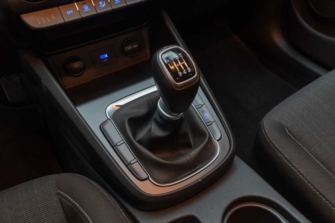 Hyundai Kona 1.0 TGDI Maxx 4X2  - Foto 15