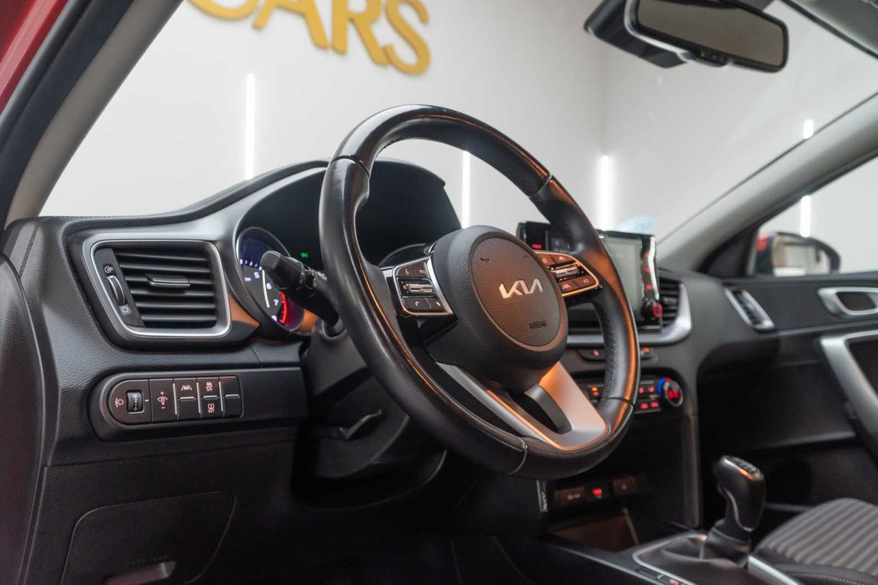 Kia Ceed 1.0 T-GDi 88kW (120CV) Drive  - Foto 12