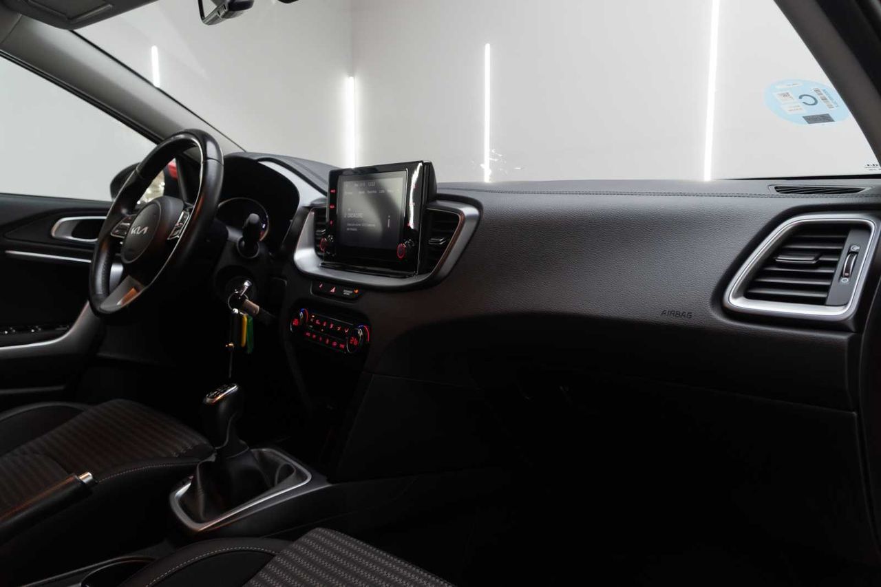 Kia Ceed 1.0 T-GDi 88kW (120CV) Drive  - Foto 22