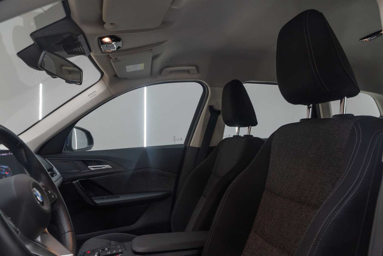 BMW X1 sDrive18d - Foto 18