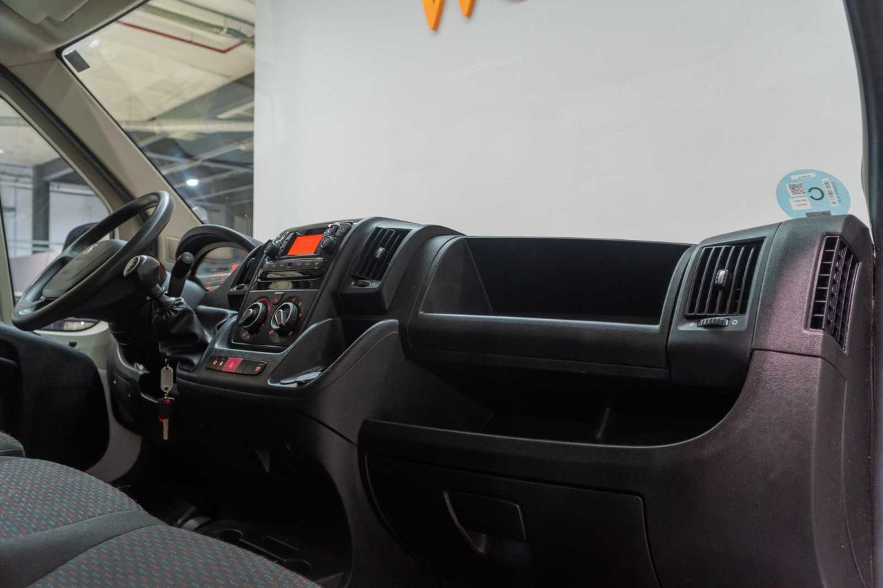 Peugeot Boxer  335 l2 h2 bhdi 103kw (140cv) s&s 6  - Foto 17