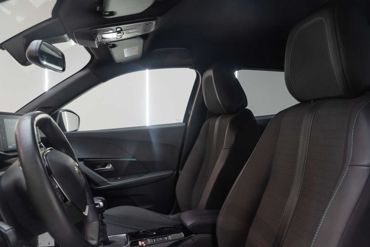 Peugeot 2008 Allure Pack Puretech 130 S&S 6 Vel. MAN  - Foto 18