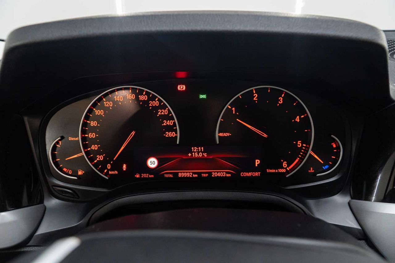 BMW Serie 3 touring 318 d sport 2.0 150cv at8  - Foto 13