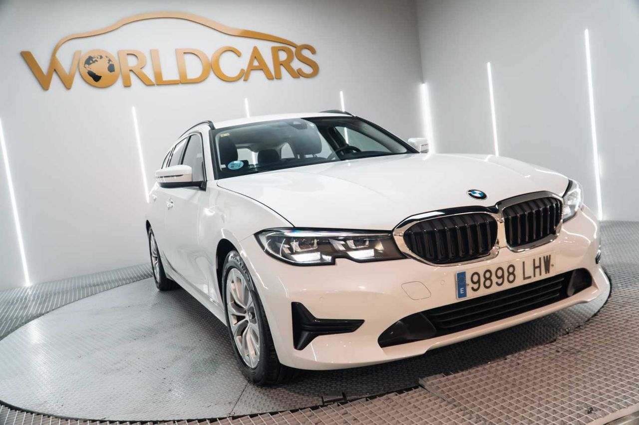 BMW Serie 3 touring 318 d sport 2.0 150cv at8  - Foto 3