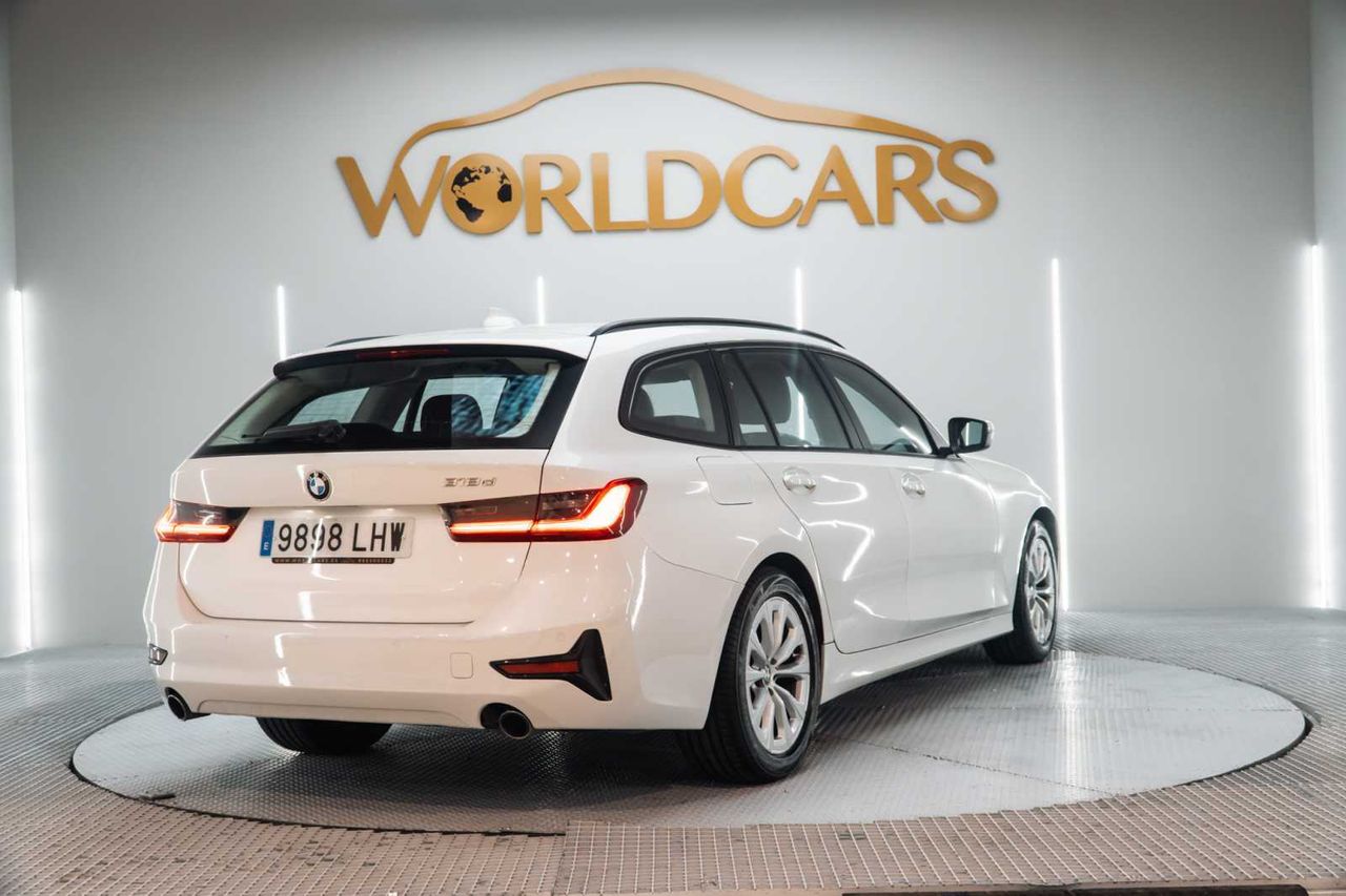 BMW Serie 3 touring 318 d sport 2.0 150cv at8  - Foto 8