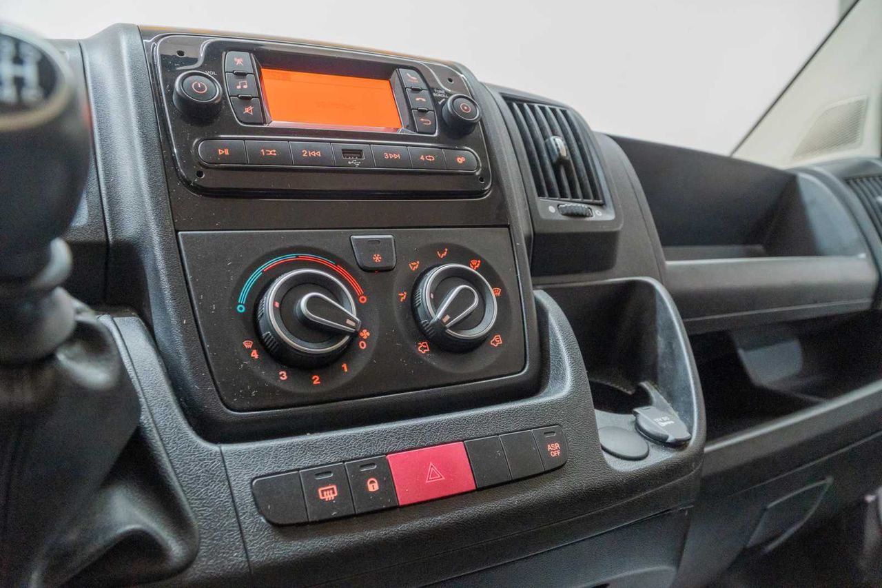 Citroën Jumper  bluehdi 103kw (140cv) furgón 33l2  - Foto 13